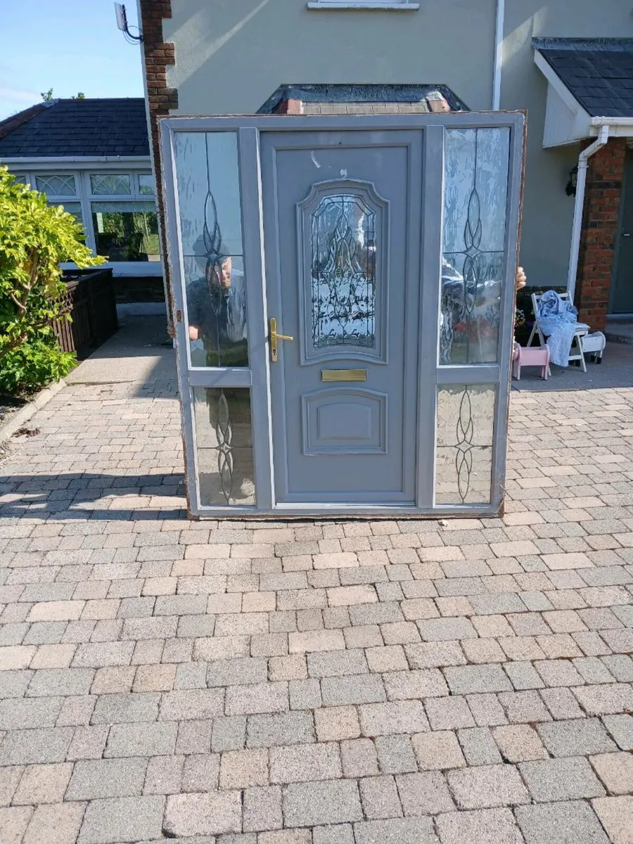 Front door - Image 1