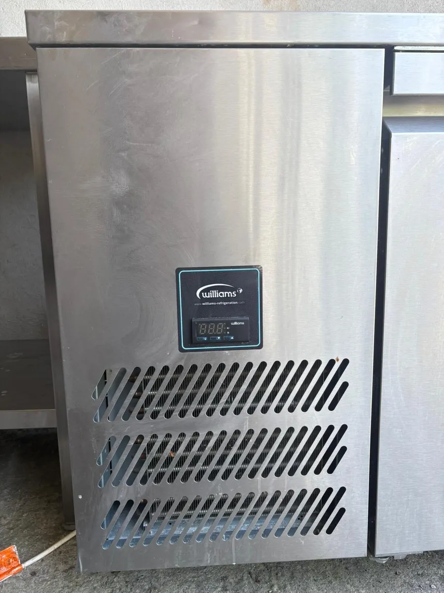 Double door Williams Fridge - Image 3