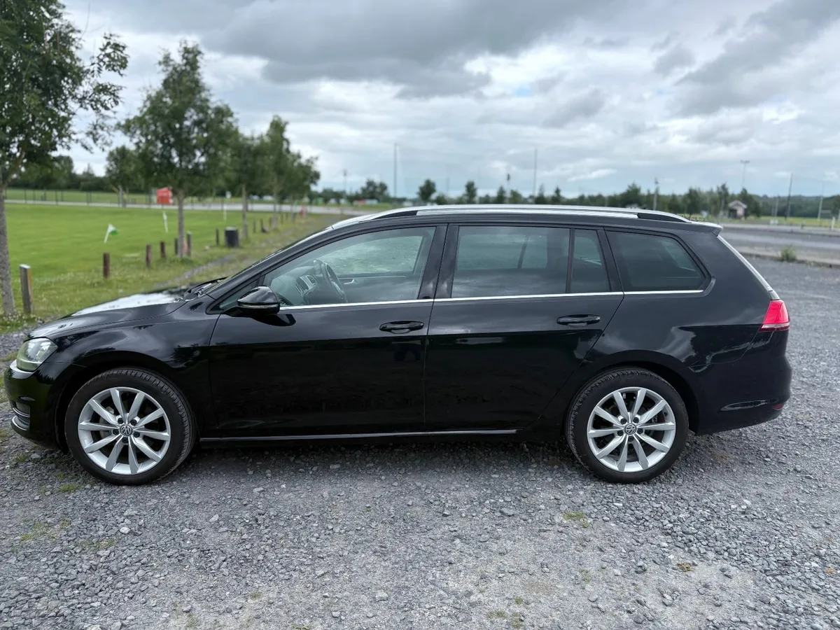 2016 VW Golf Estate (2017 Facelift) - Image 4