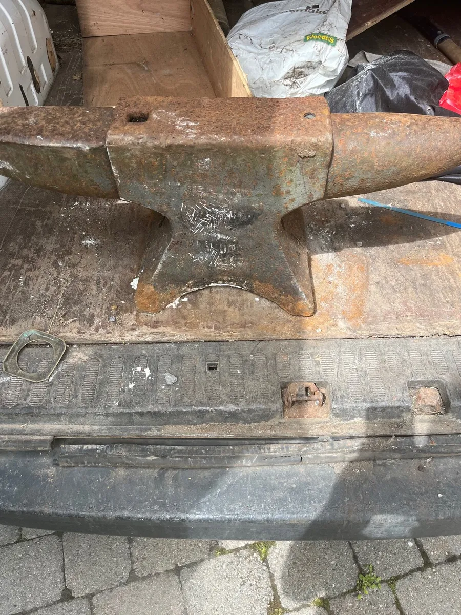 Double Horn Blacksmyths anvil - Image 4