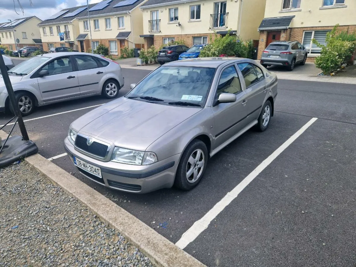 2008 skoda octavia 1.4 nct 02/26 tax 07/25 - Image 1