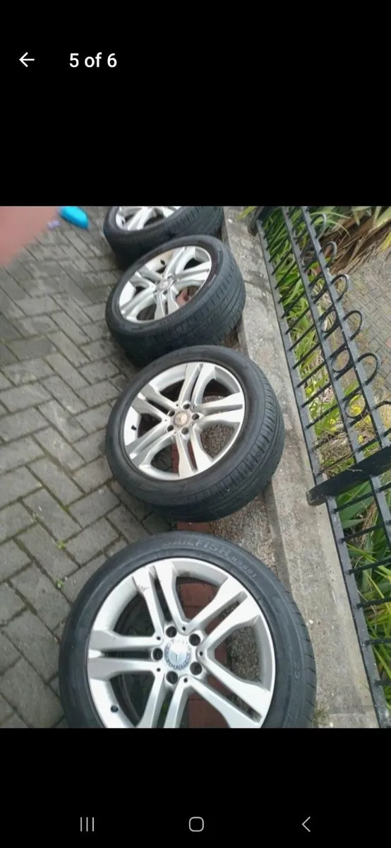 Mercedes 18" alloy wheels with tyres - Image 4