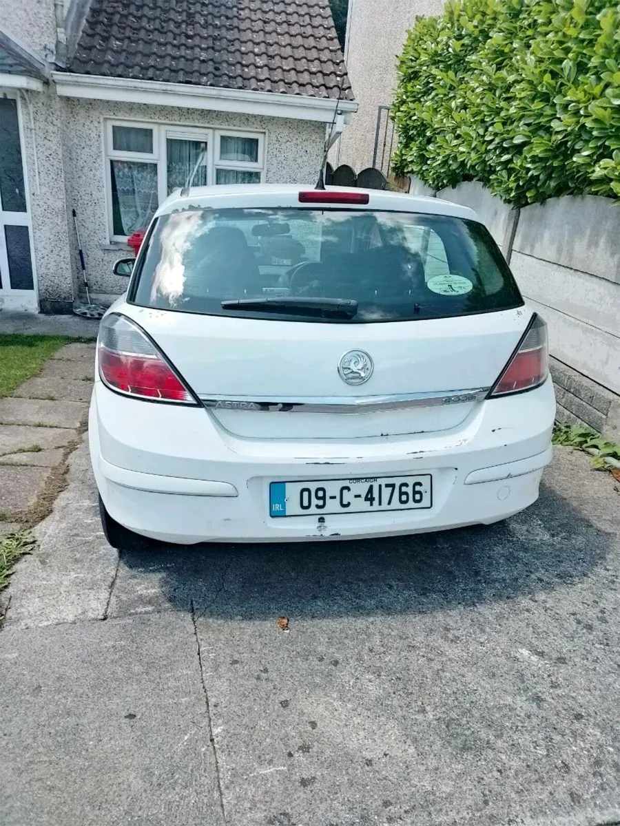 Opel Astra - Image 2