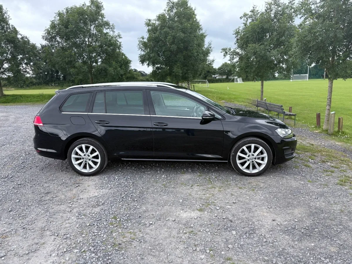 2016 VW Golf Estate (2017 Facelift) - Image 2