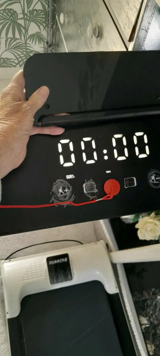 Treadmill - Image 1