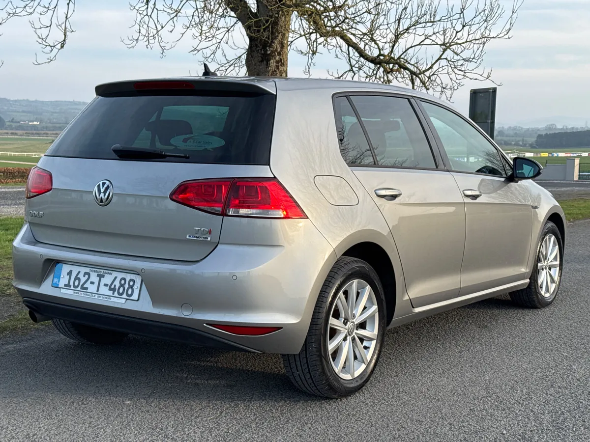 Volkswagen Golf 2016 Lounge 1.6 Low Mileage - Image 4