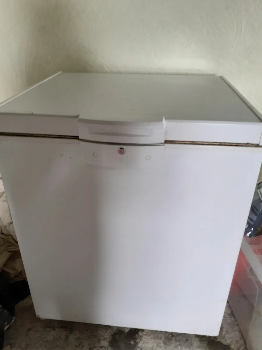 Large chest Freezer - Image 3