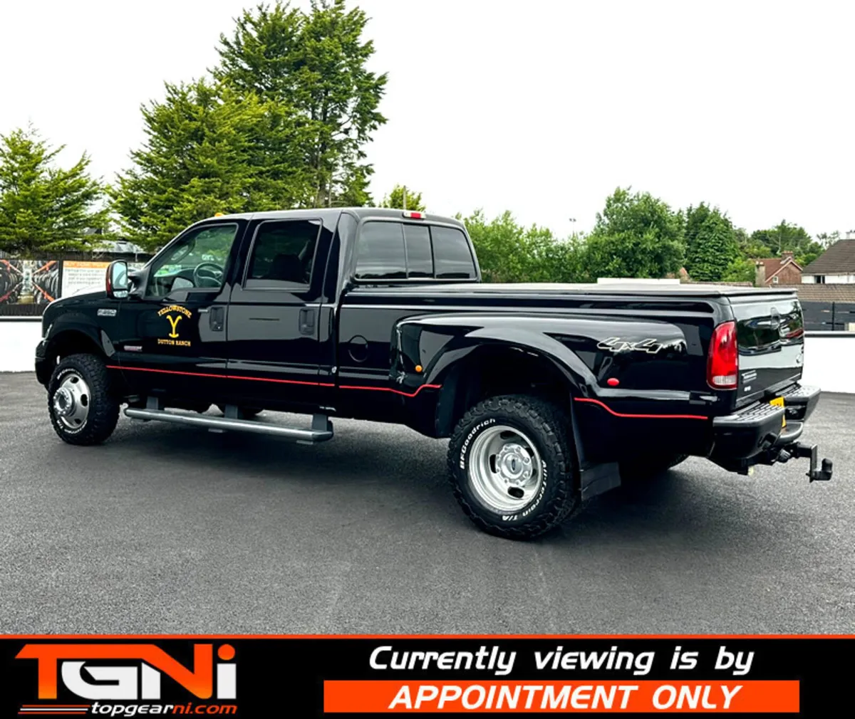 Feb 2005 Ford F-350 Super Dry Lariat Dually 6L V8 - Image 2