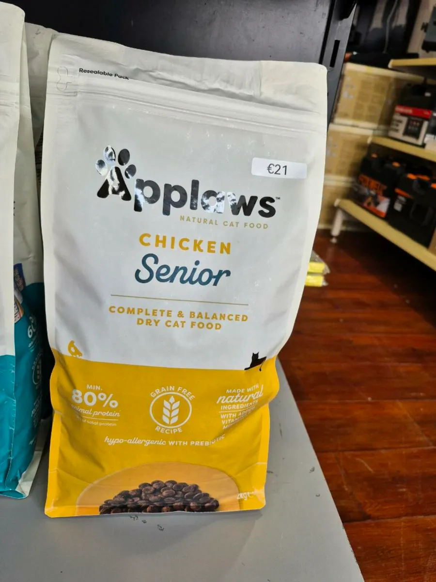 Cat and Dog Food for sale - Image 4