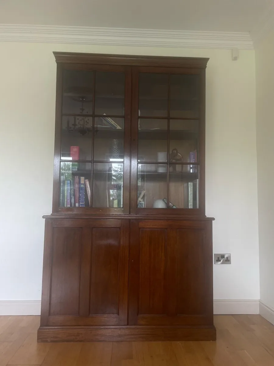 Mahogany Bookcase - Image 1