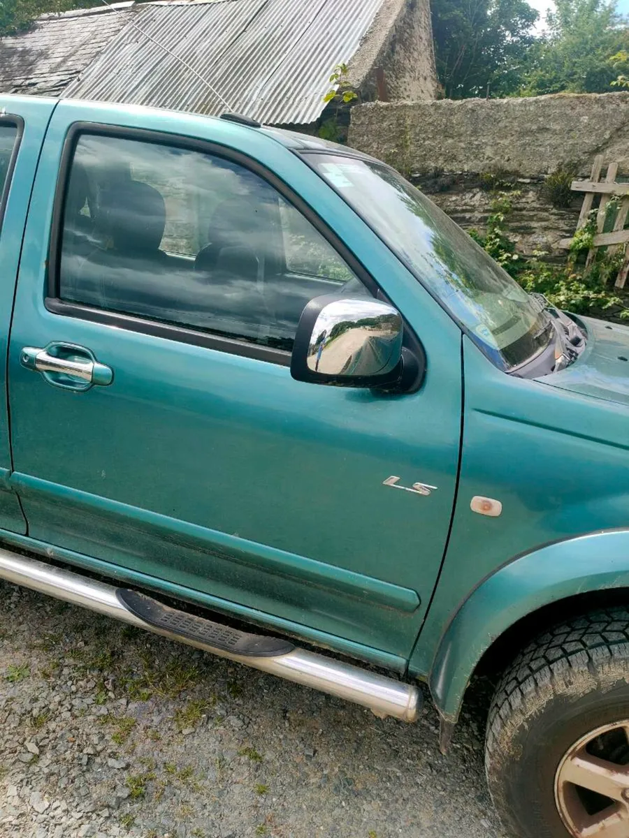Farm jeep Isuzu d max - Image 1