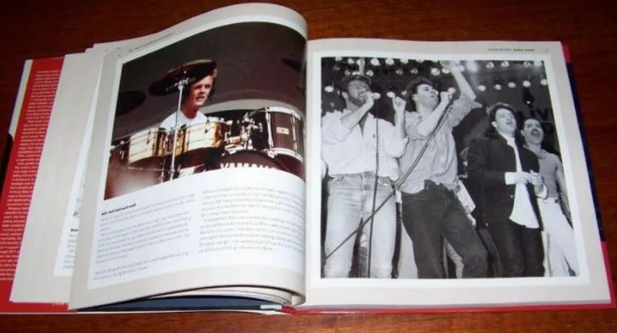 U2 Illustrated Biography: Classic, Rare and Unseen - Image 3