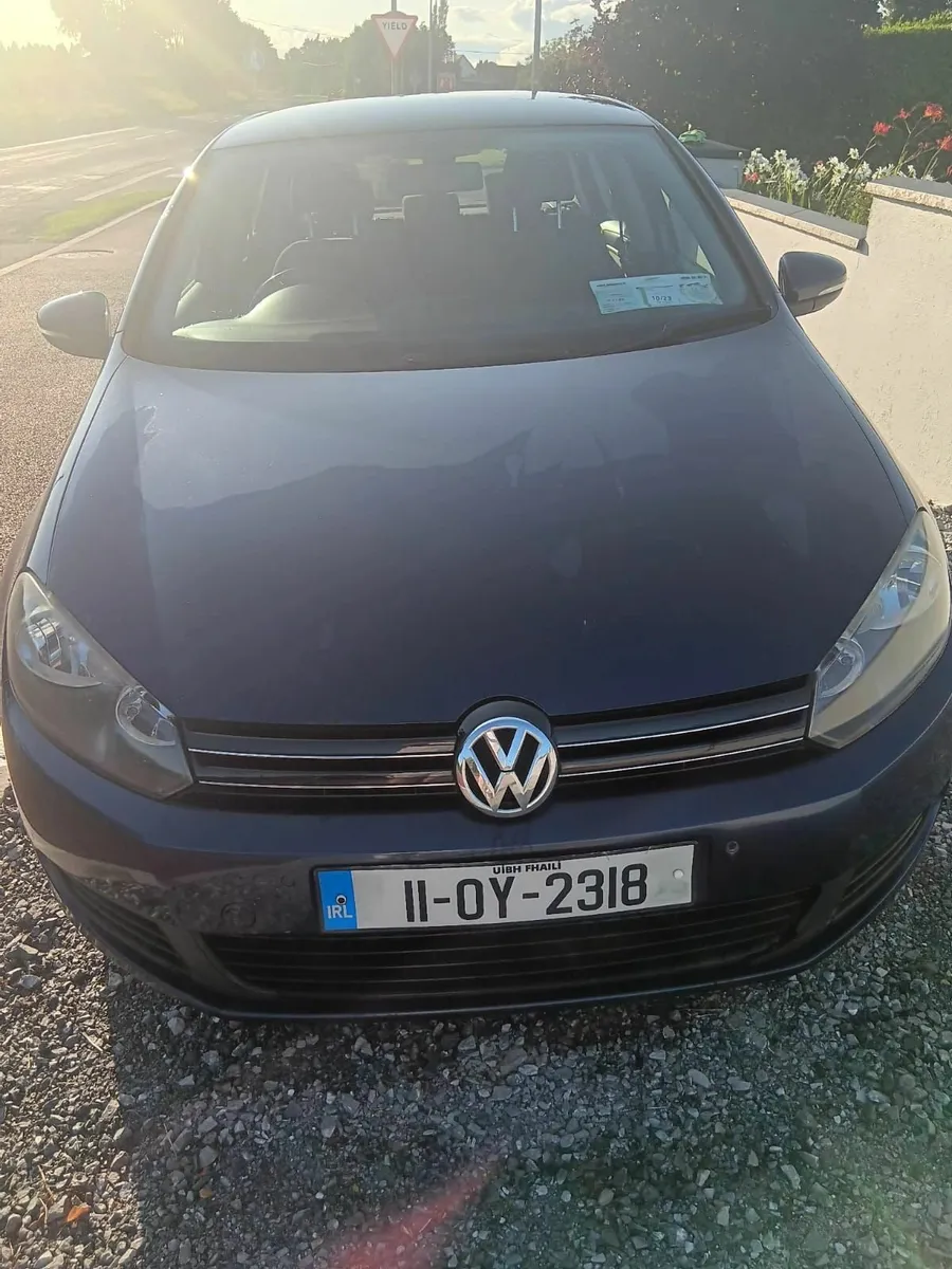 Volkswagen Golf 2011 - Image 1