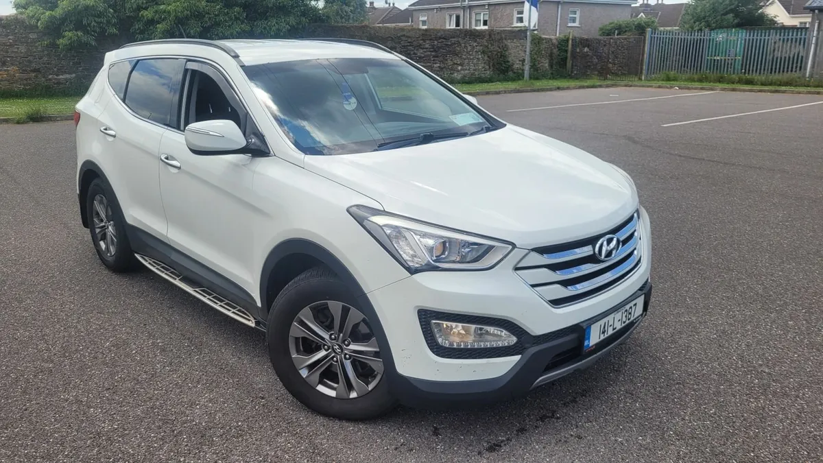 2014 Hyundai Santa Fe 7 Seater .4x4. Nct'd & Taxed - Image 1