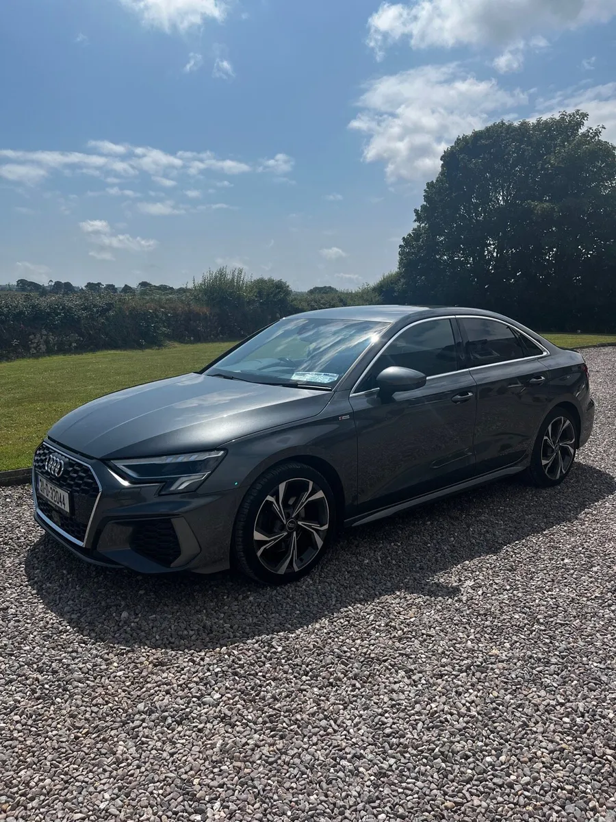 211 Audi A3 S-Line 1L TFSI - Image 2