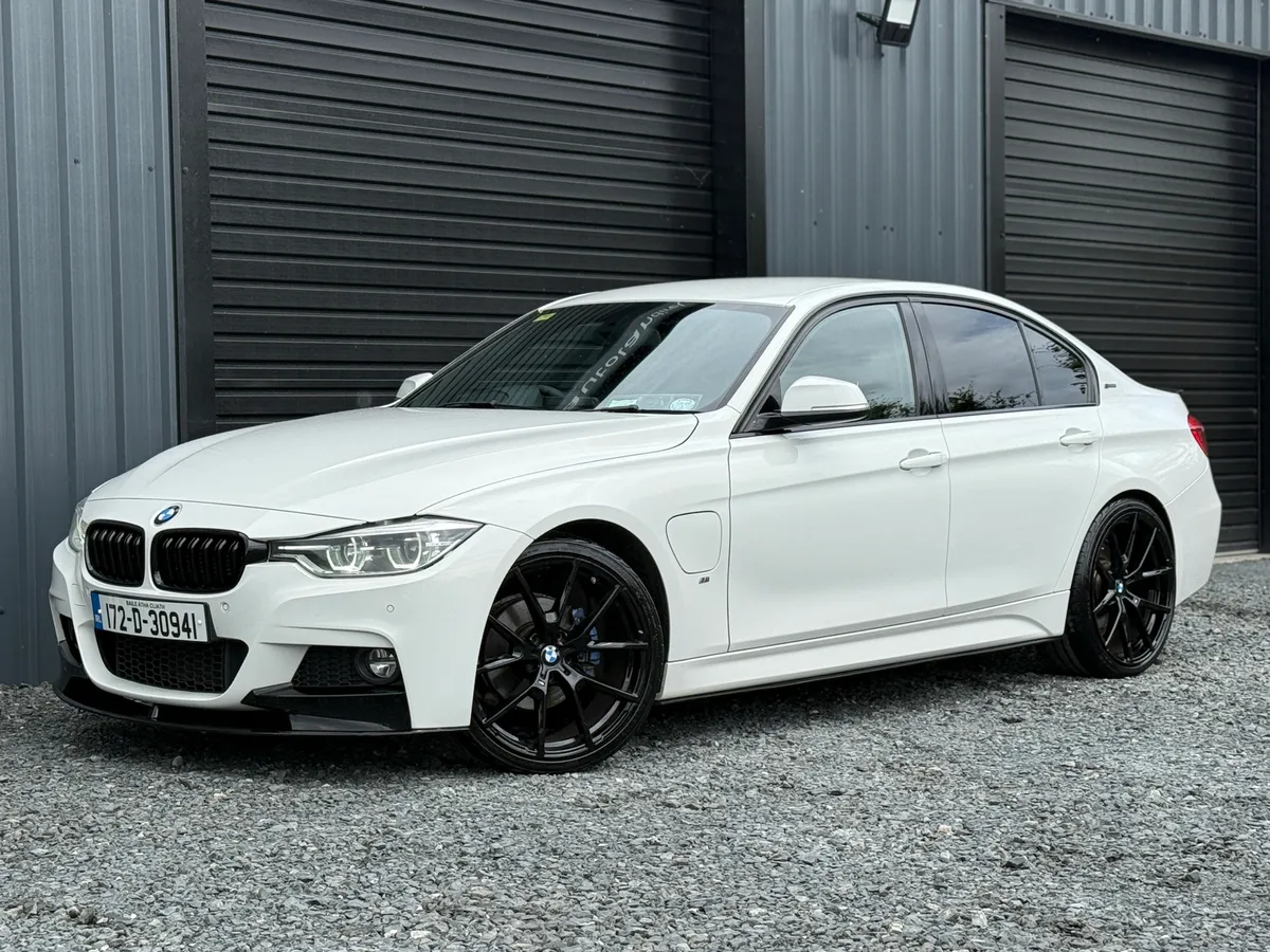 172 Bmw 330 M-Sport Rear Camera - Image 1