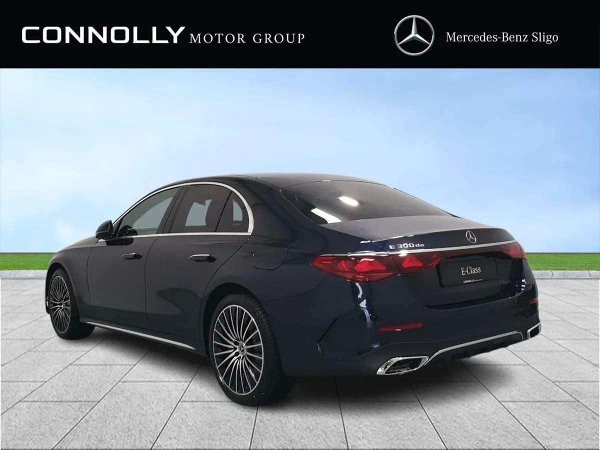 Mercedes-Benz E-Class E300 DE - Premium - Image 4