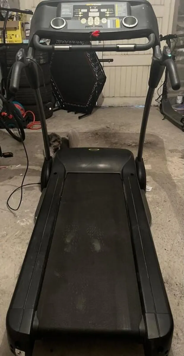 Treadmill - Image 2