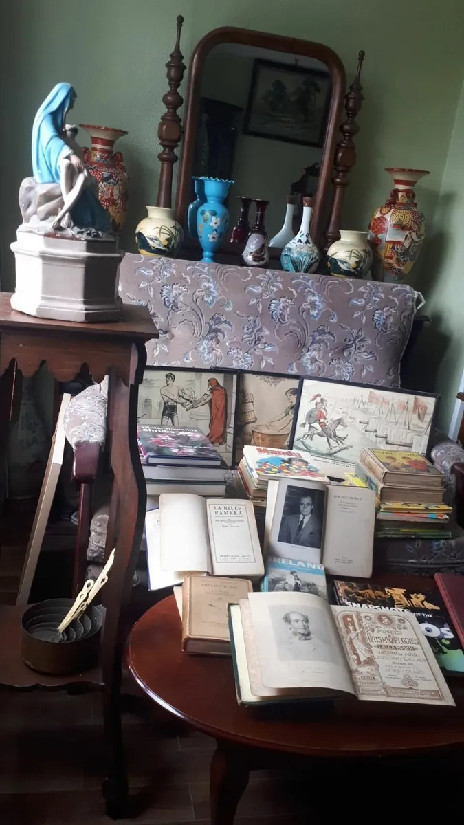 Collectables - Image 3