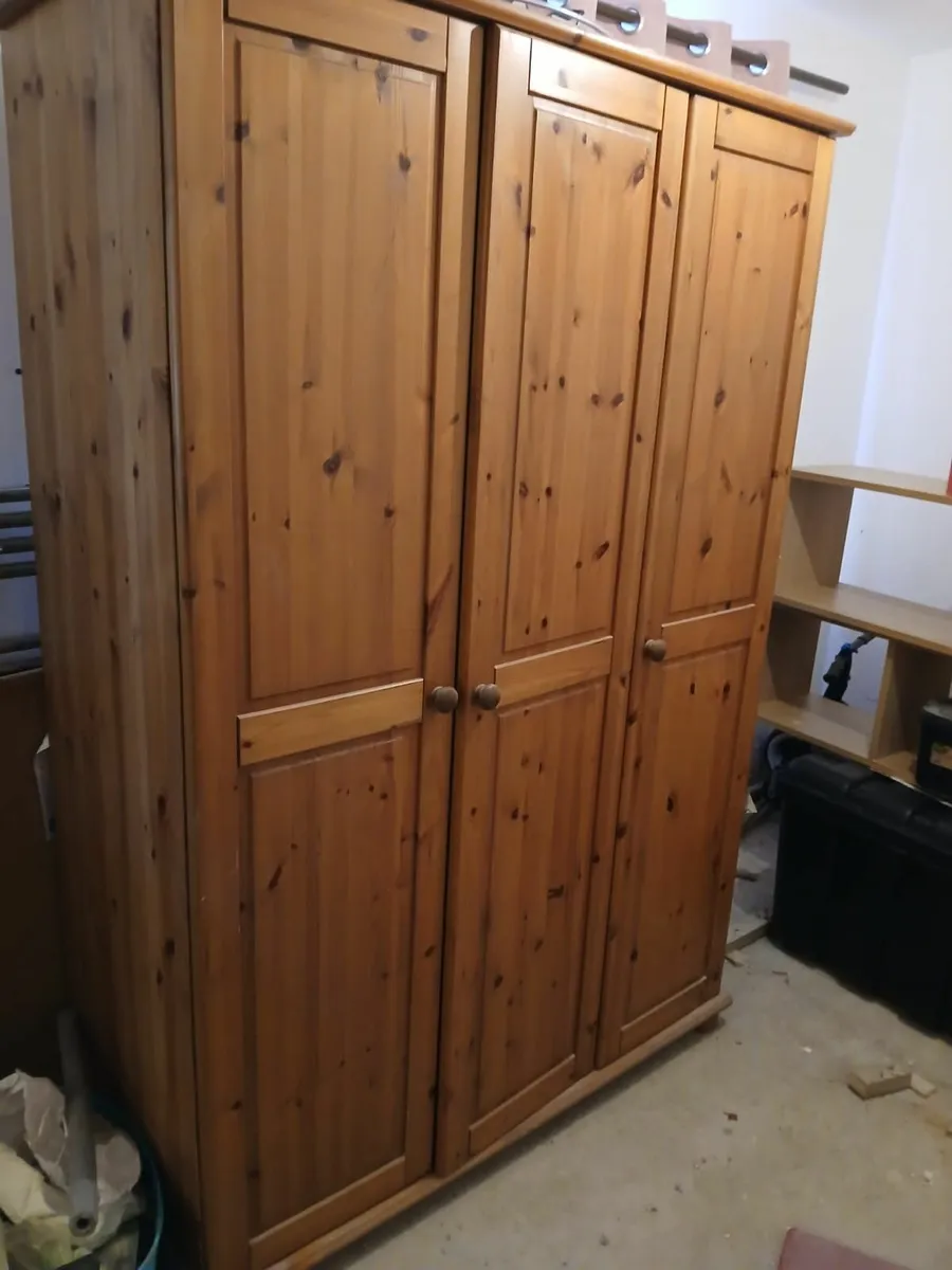 Waredrobe and Corner Unit Dresser - Image 2