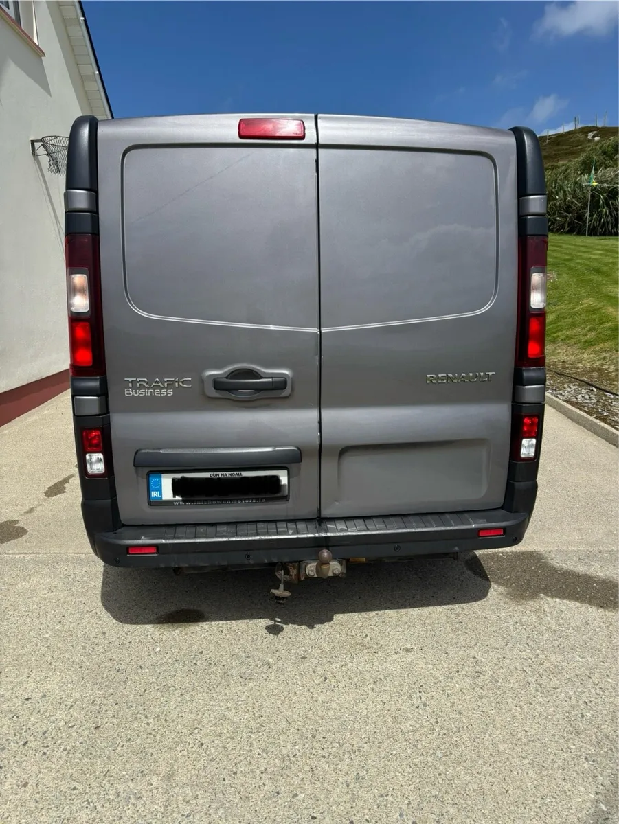2017 Renault Trafic - Image 4