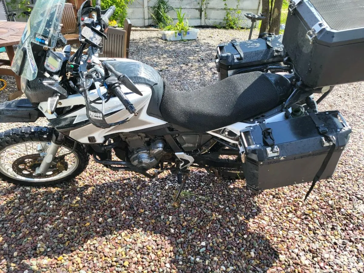 Aprillia pegaso  650  2009 - Image 3