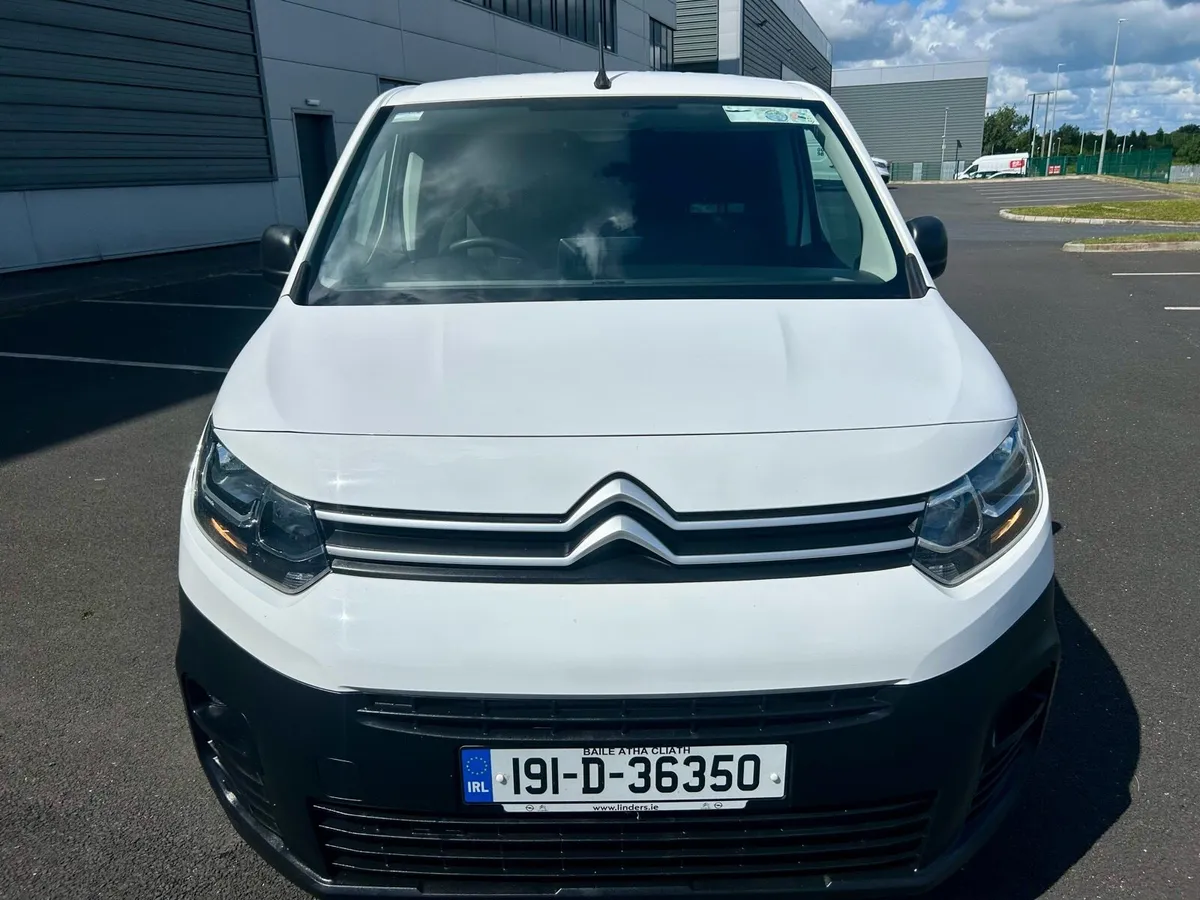 2019 Citroen Berlingo high spec - Image 4