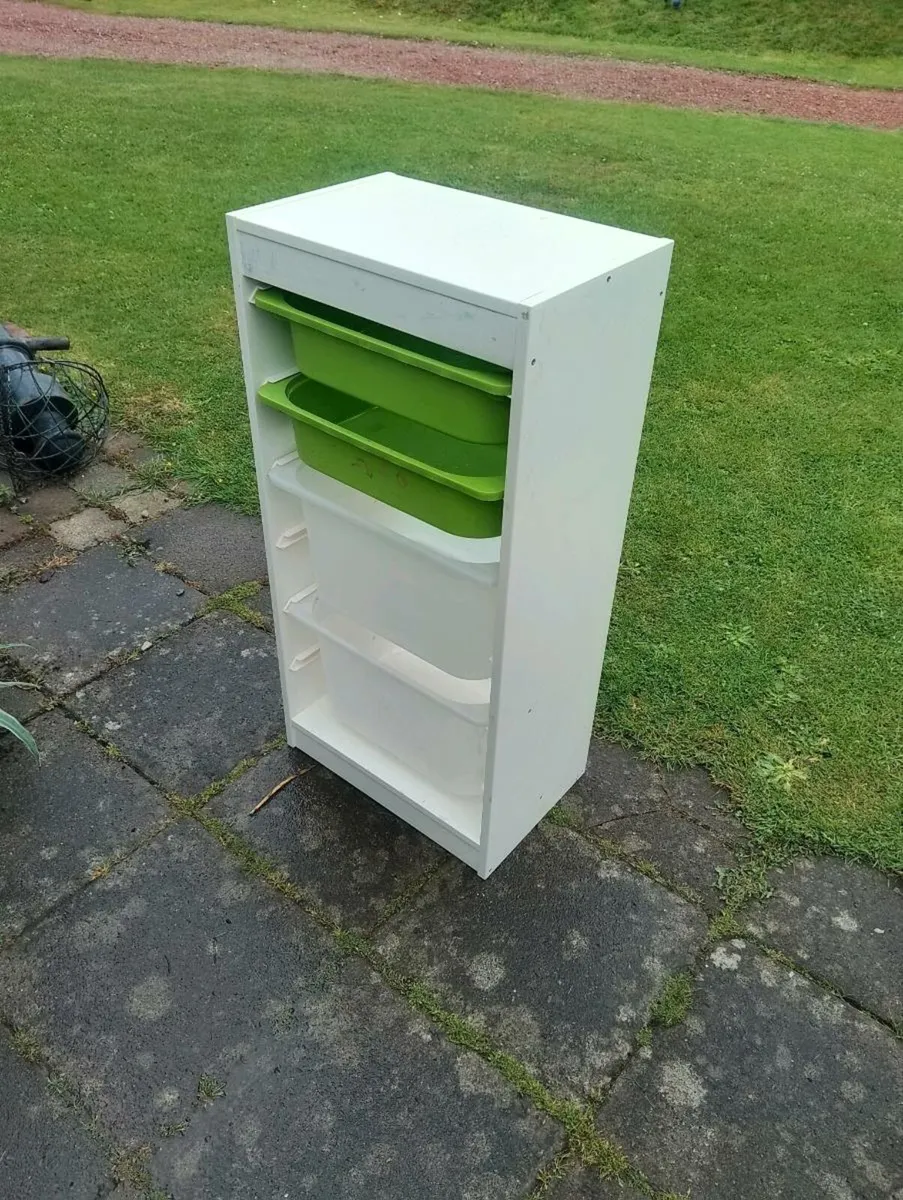 Storage unit - Image 1