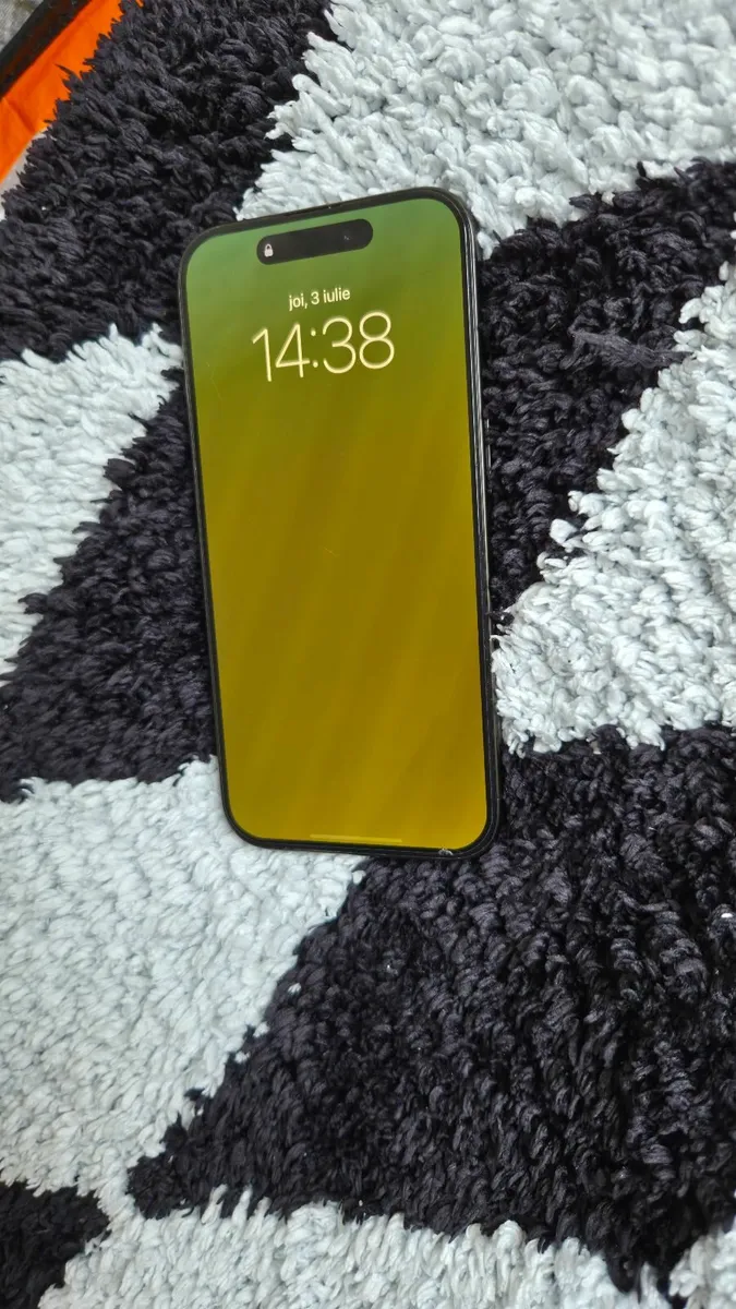 IPhone 15 Pro - Image 2