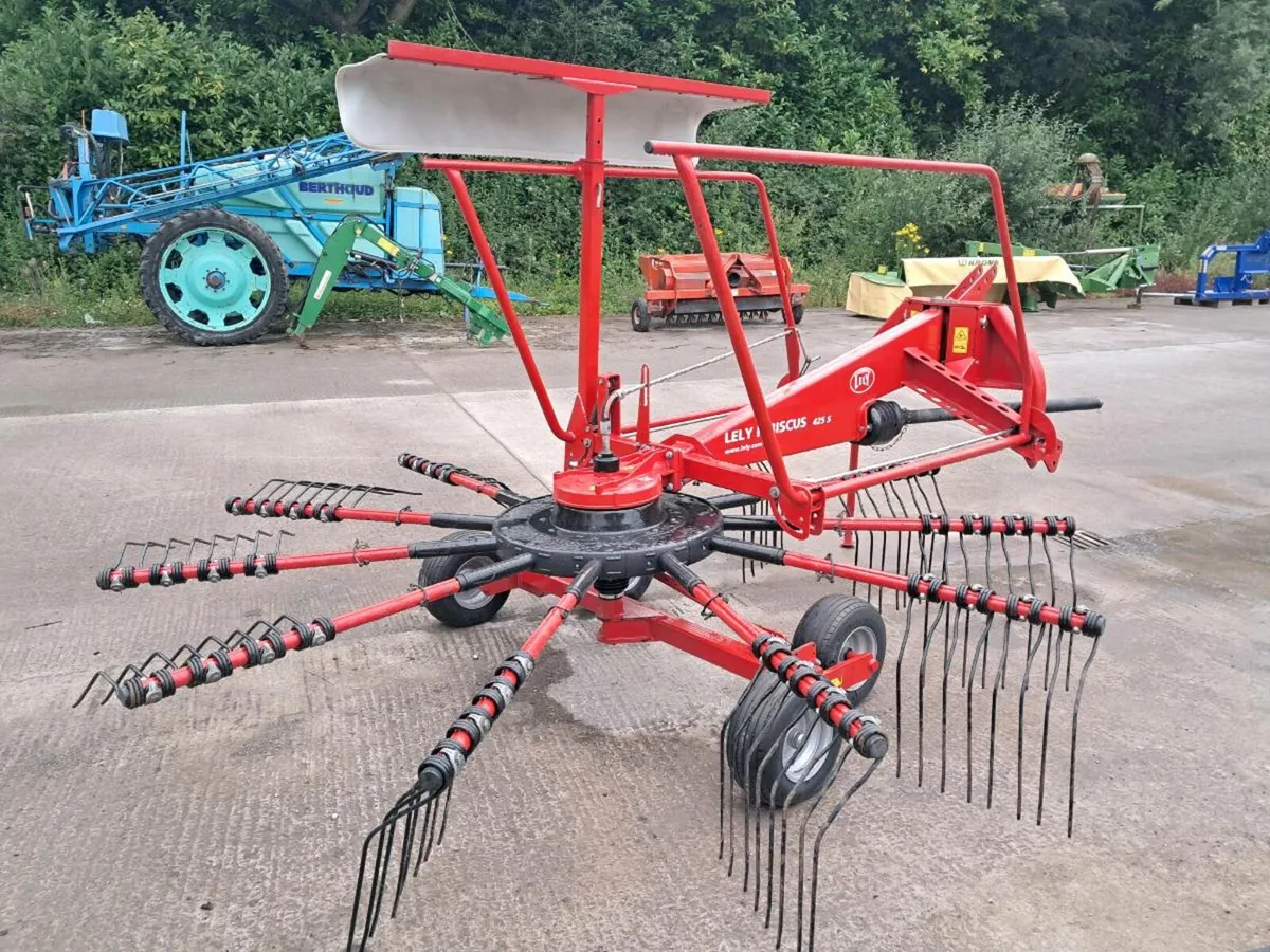 Lely Hibiscus Single Rotor Rake - Image 3