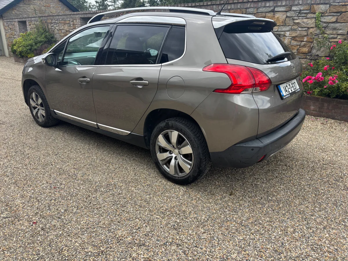 2014 Peugeot 2008 1.2 petrol automatic.high spec - Image 4
