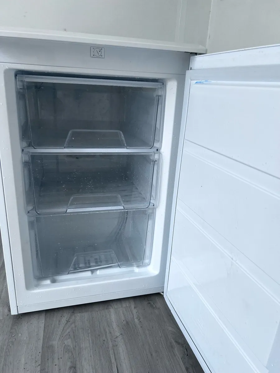 Logik Under counter Freezer - Image 2