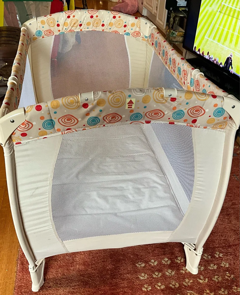 Travel Cot - Image 2