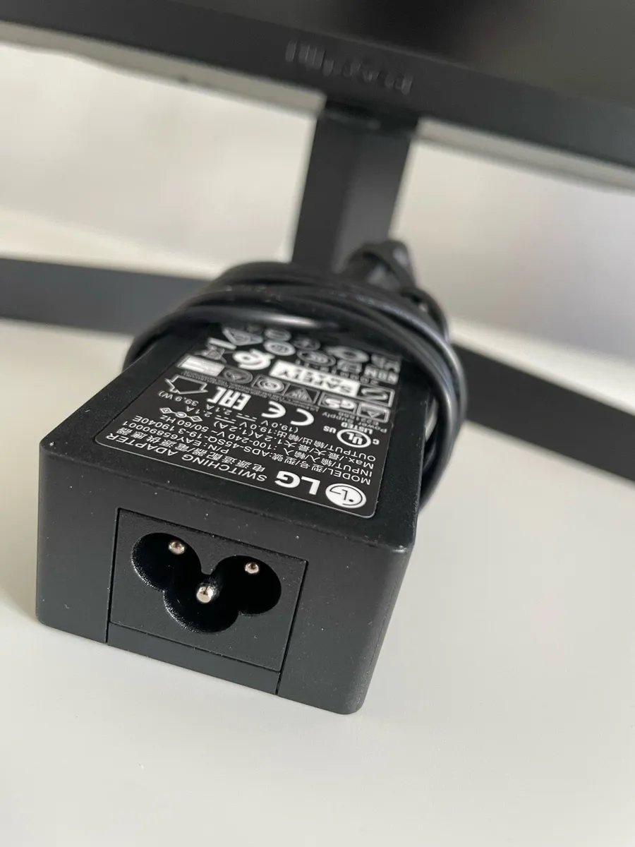 LG Ultra Gear 165hz - Image 3
