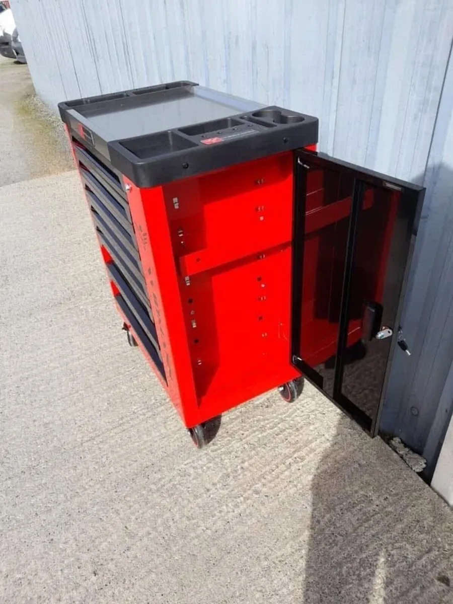 New 7 drawer tool chest free delivery - Image 2