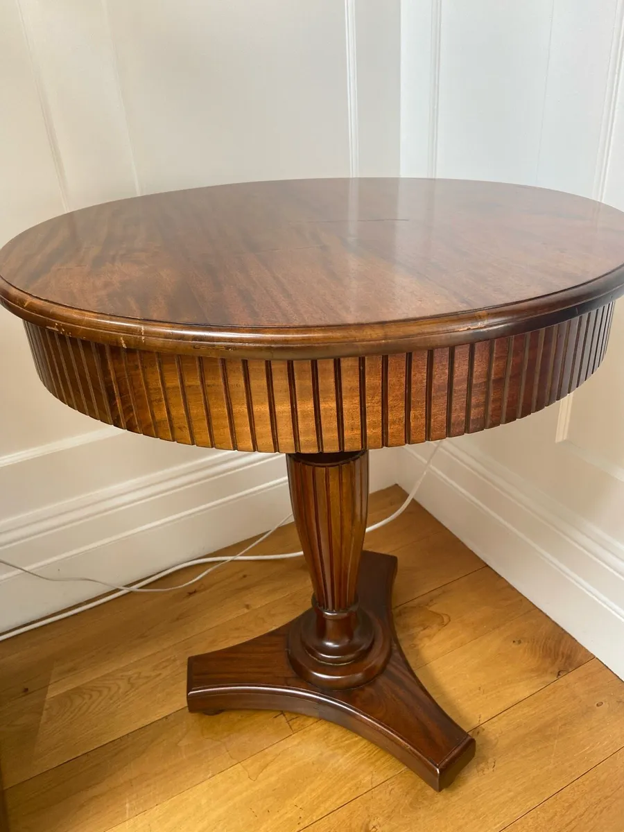 Side/display table - Image 3