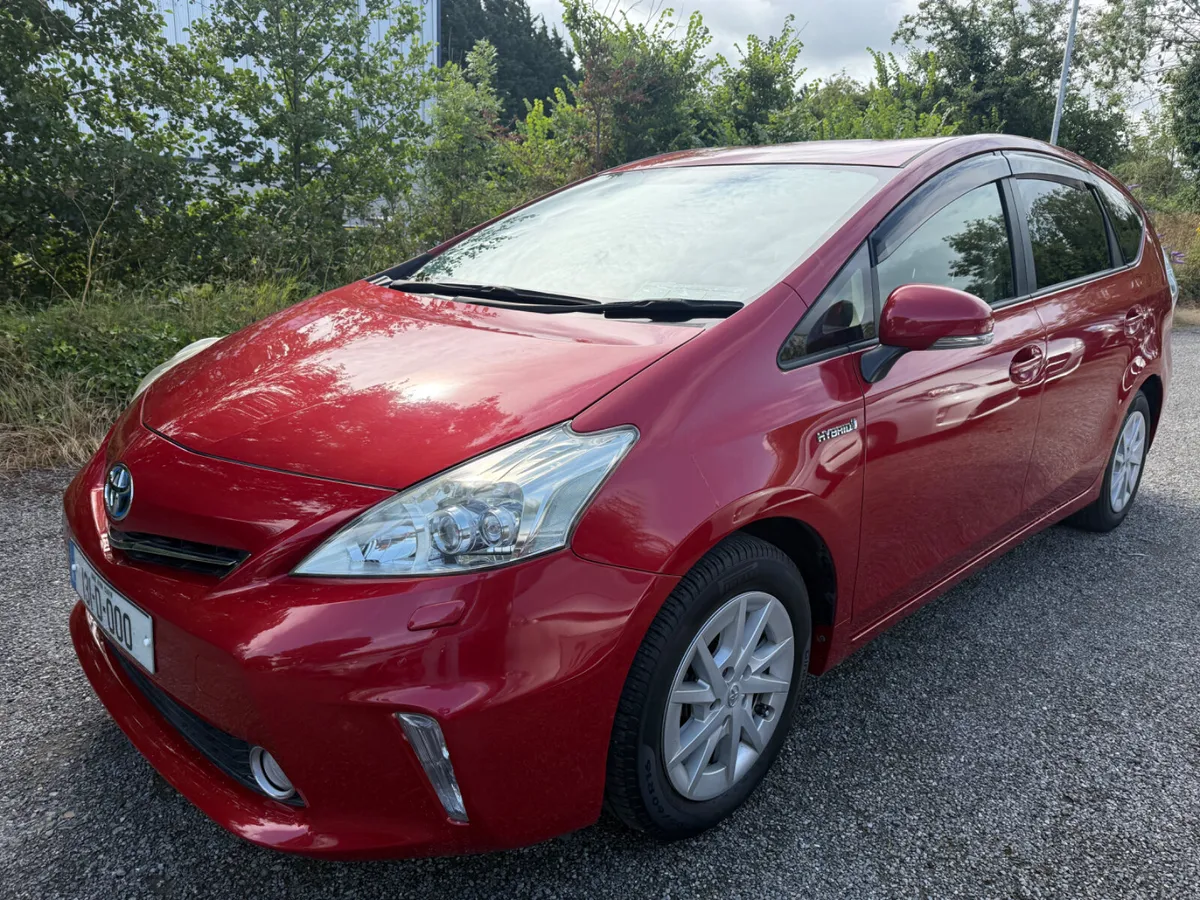 Toyota Prius 7 seats 76000km!!! - Image 2