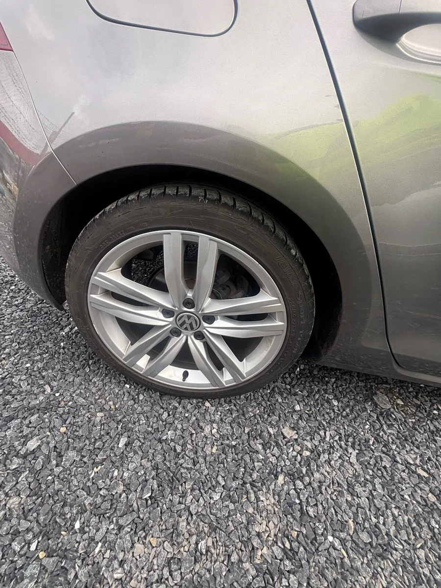Volkswagen Golf Highline - Image 2