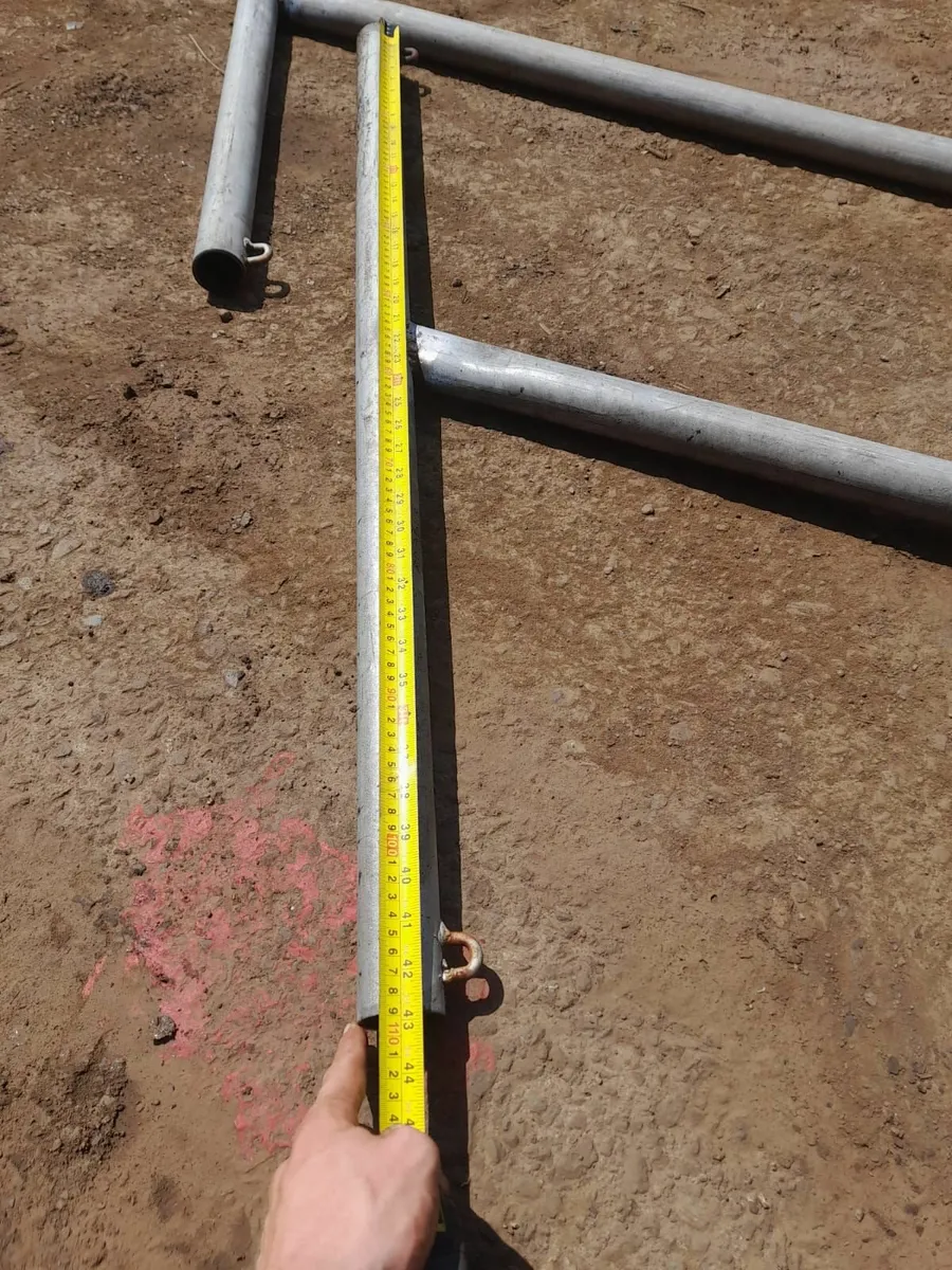 clothes line poles - Image 4