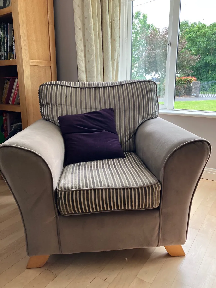 Couch / sofa and armchairs - Image 3