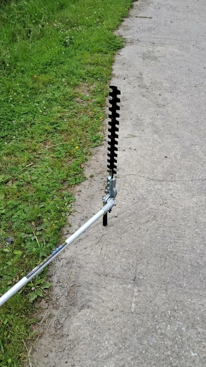 Multitool Strimmer, Hedge Trimmer, Pruner - Image 4