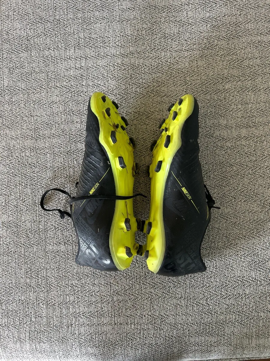 Nike Phantom Boots - Image 2