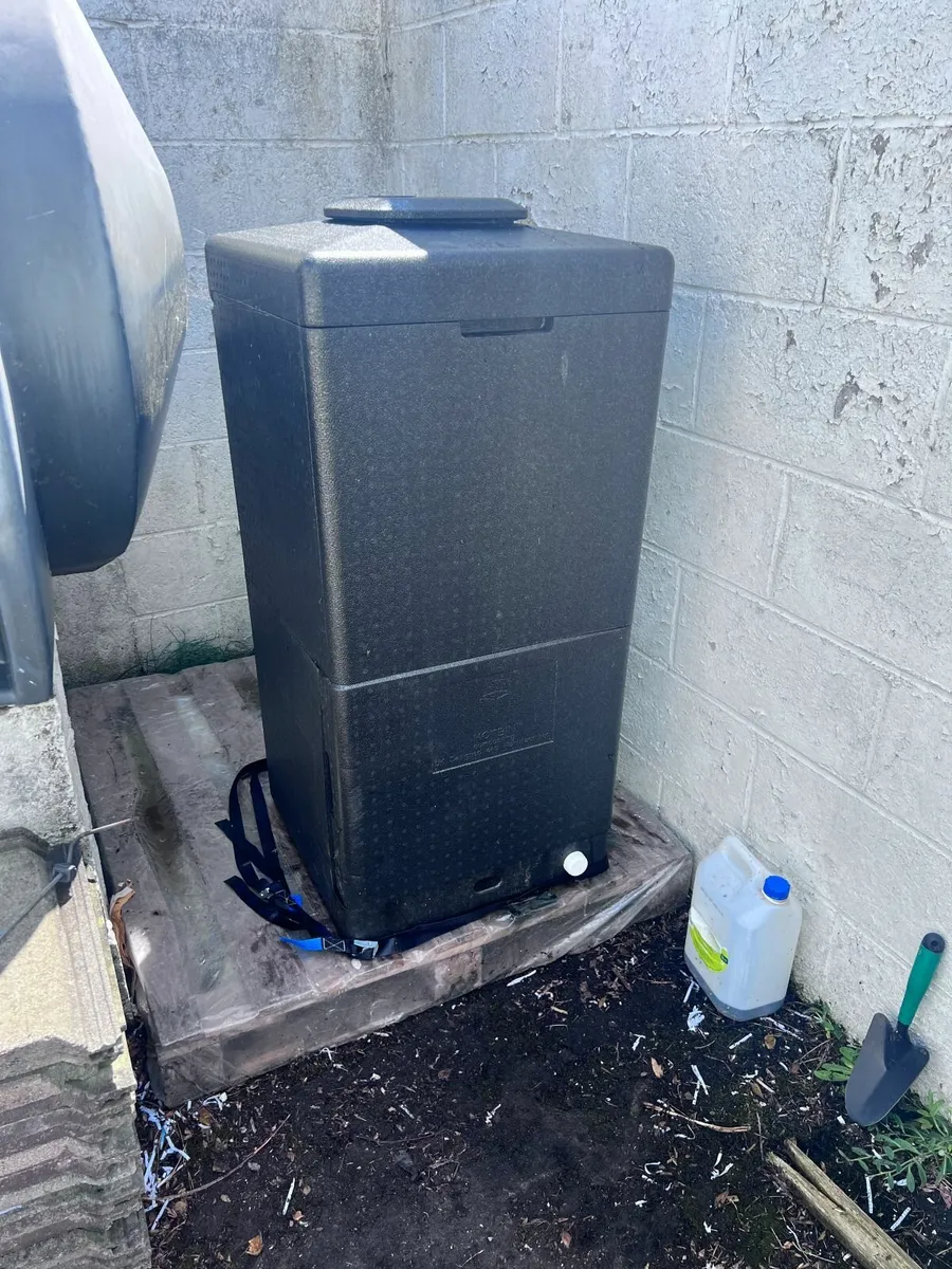 For Sale: Used Hotbin Mark 2 Insulated Compost Bin