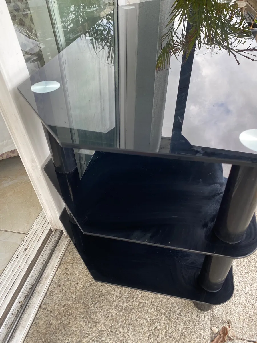 TV stand - Image 2