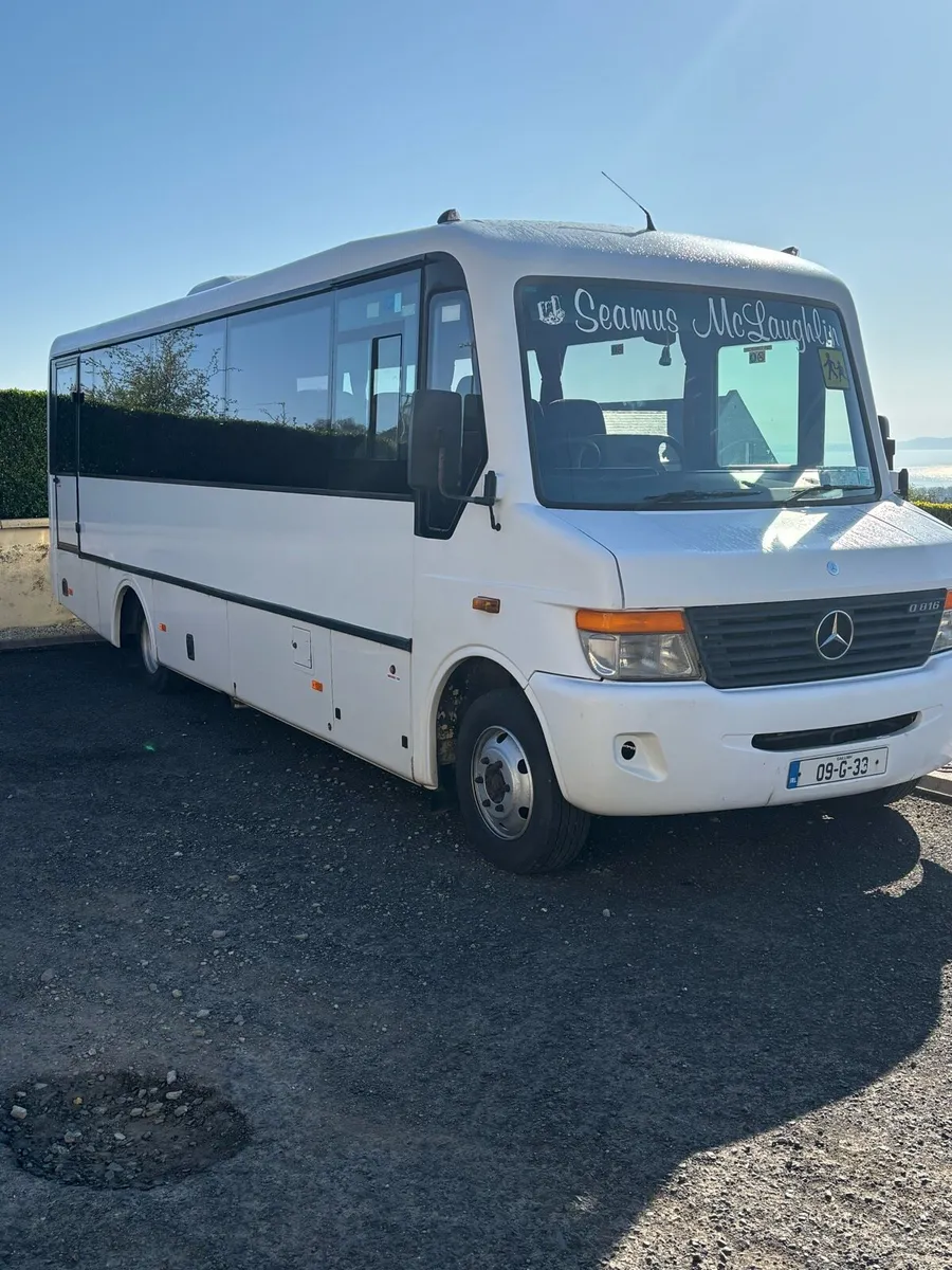 Bus - Image 2