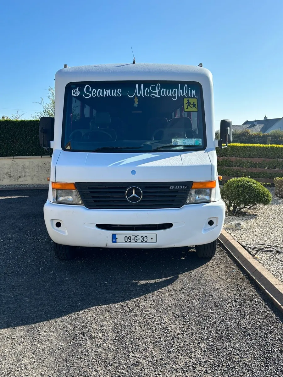 Bus - Image 3