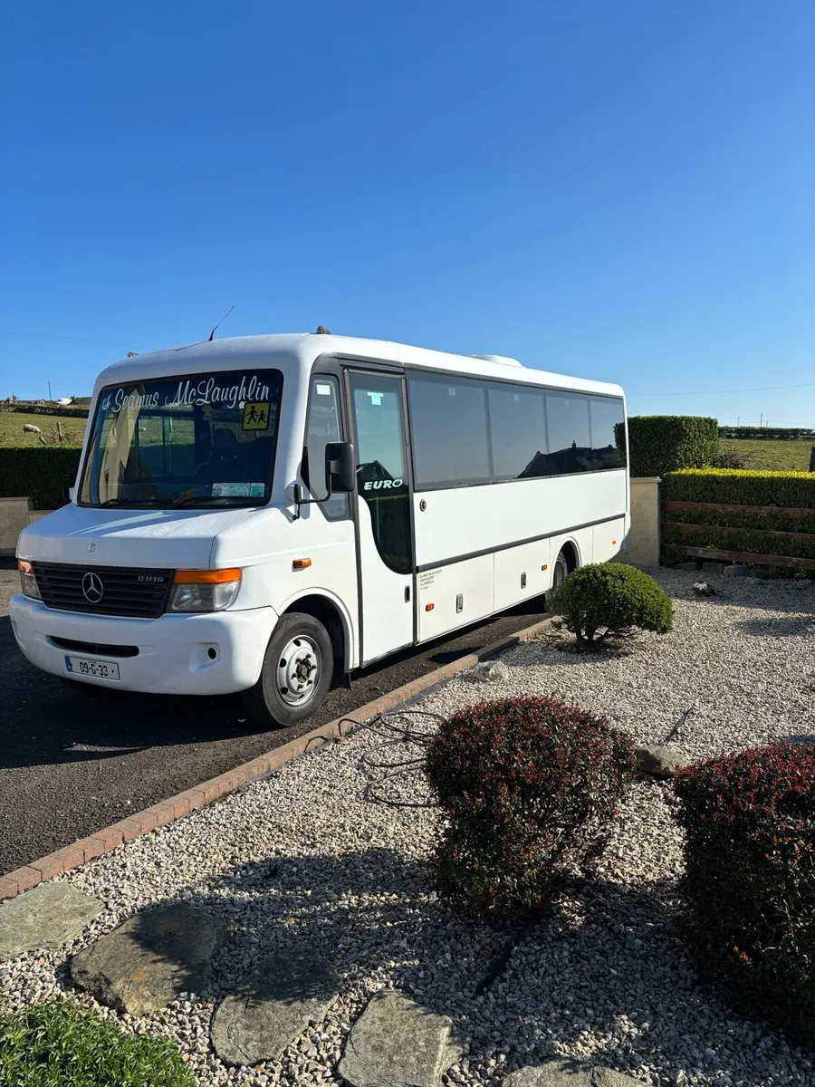 Bus - Image 4