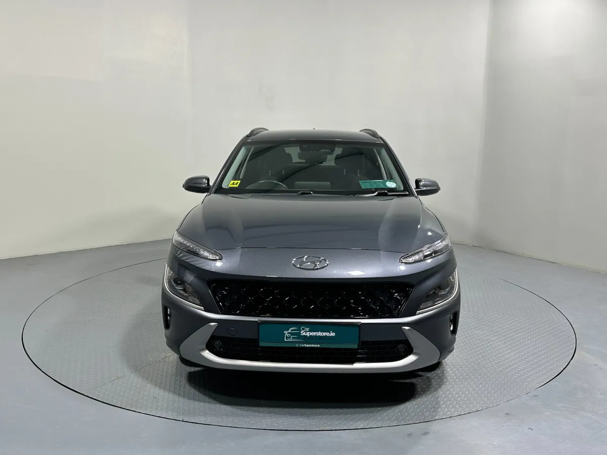 Hyundai Kona Executive 2022 - Image 2