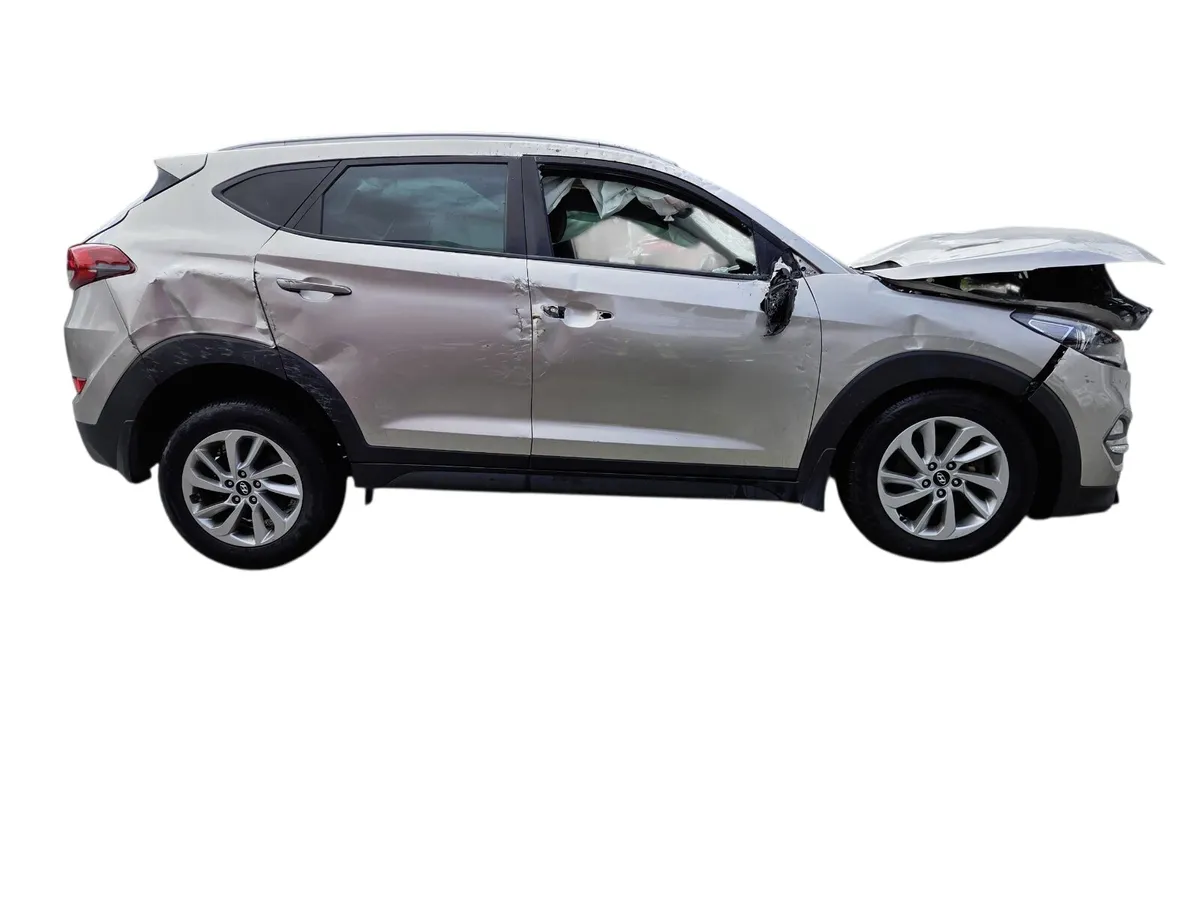 2016 HYUNDAI TUCSON For Breaking/Dismantling - Image 2