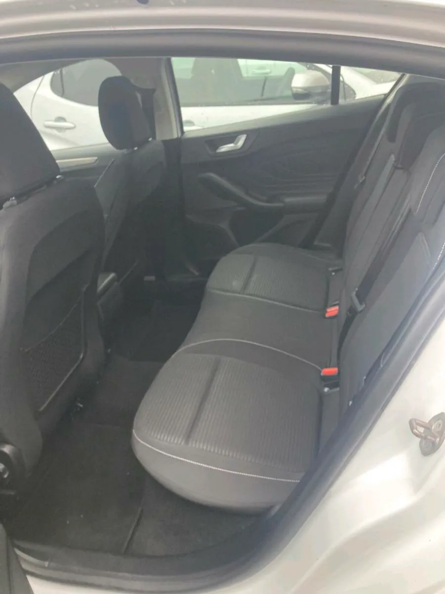 Ford Focus 2019 - Image 4
